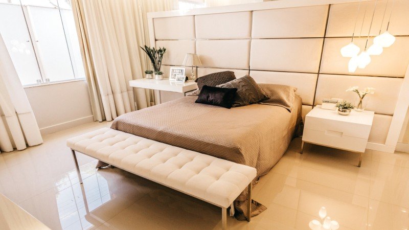 Choosing the Best Bed Frame Size for Small and Large Bedrooms