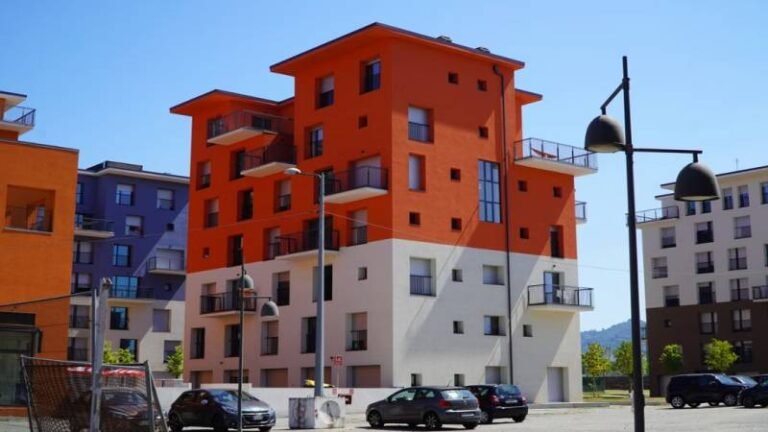 Exterior Commercial Painting in Vancouver: Built for Local Buildings