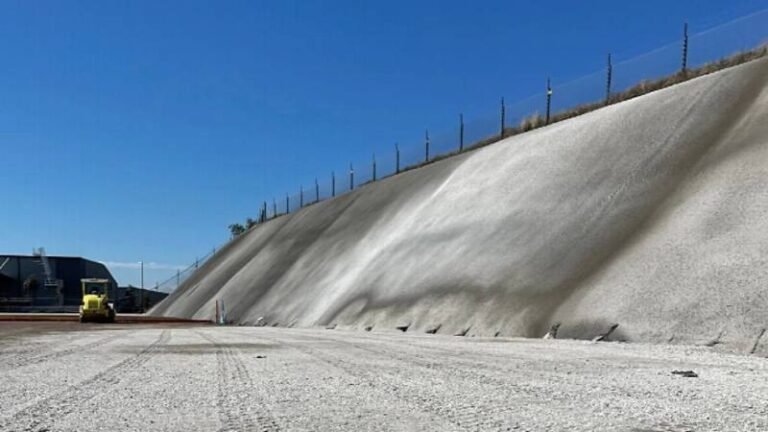 Retaining Walls vs Shoring Walls: What's the Difference?