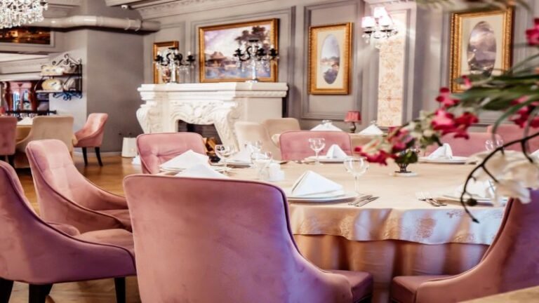 A Dining Area That Works Between Special Occasions